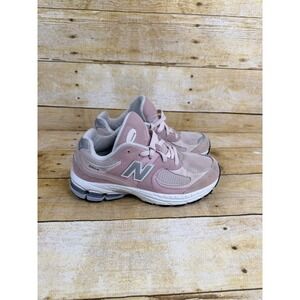New Balance 2002R Pink Grey Suede Mesh Running Sneakers Kids Size 3 PC2002SK
